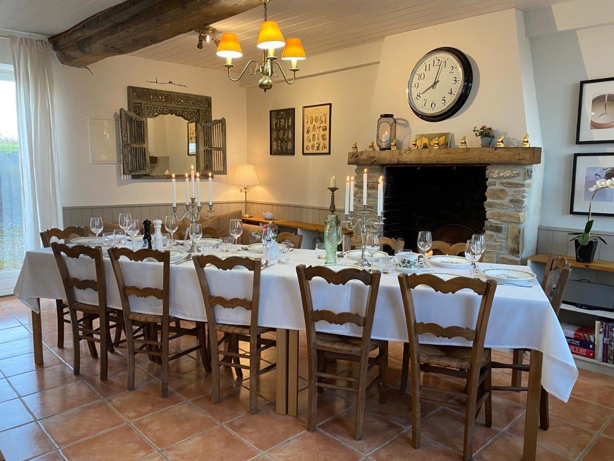 Entire Farm House Stay, La Gerouardiere Barenton Luaran gambar